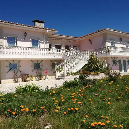 فندق مبيت وإفطار Domestival Vila Verde dos Francos