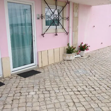 فندق مبيت وإفطار Domestival Vila Verde dos Francos